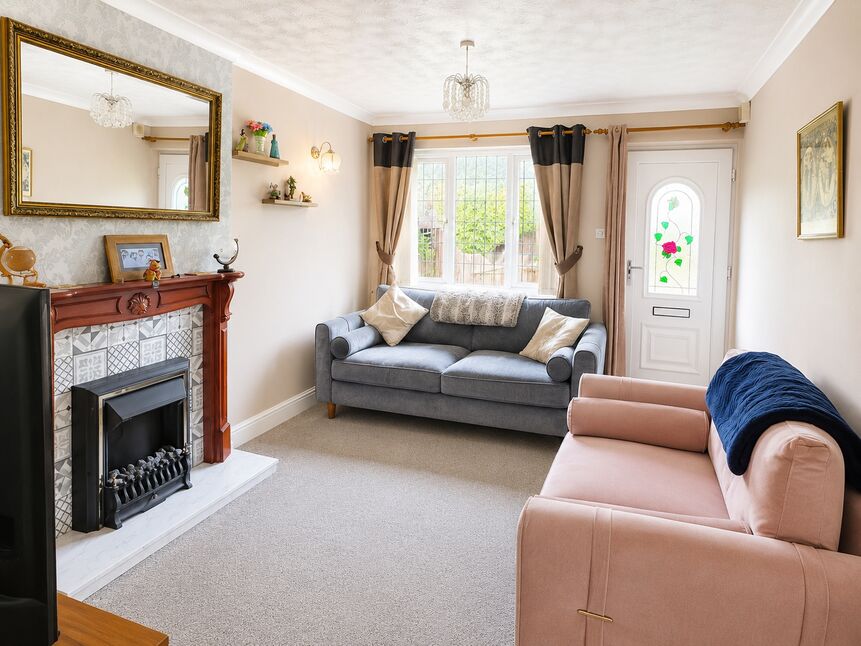 Sitting / Dining Room
