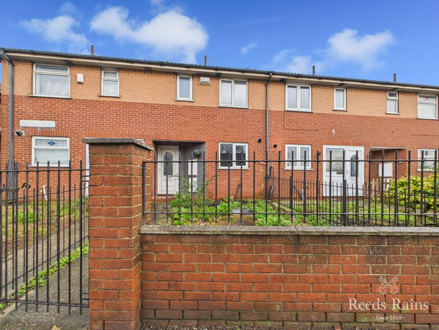 Main image of 2 bedroom Mid Terrace House for sale, Glebe Road, Hull, East Yorkshire, HU7