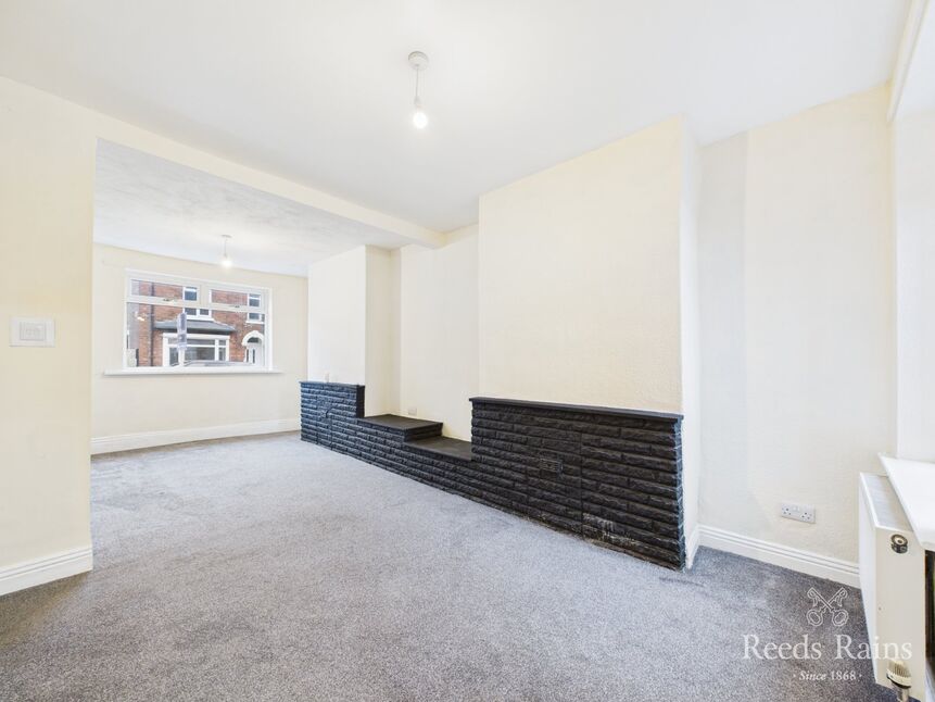 Sitting / Dining Room