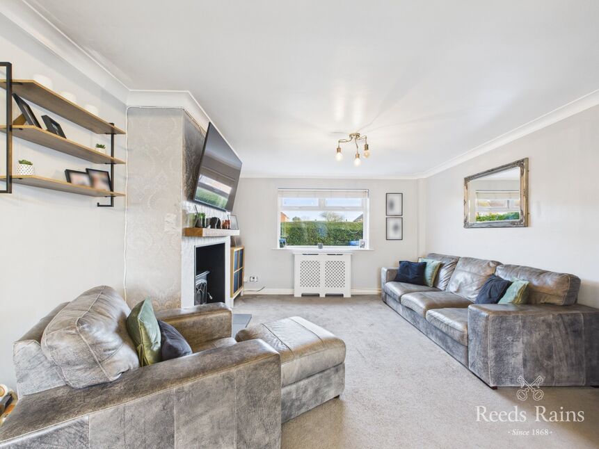 Sitting / Dining Room