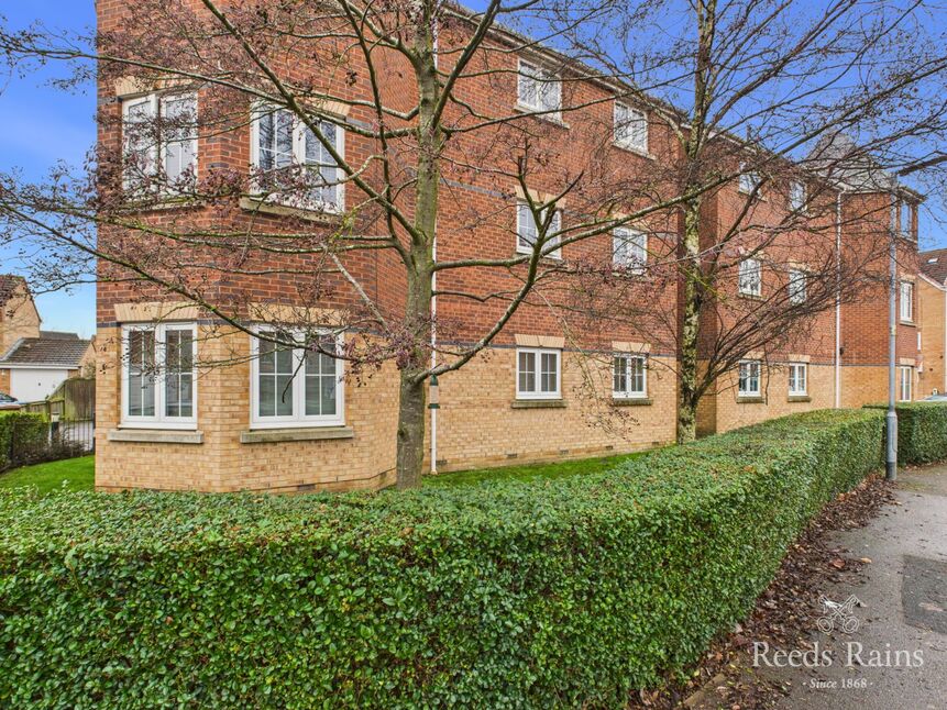 Main image of 2 bedroom Flat for sale, Staunton Park, Kingswood, East Yorkshire, HU7
