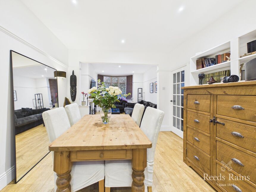 Sitting / Dining Room
