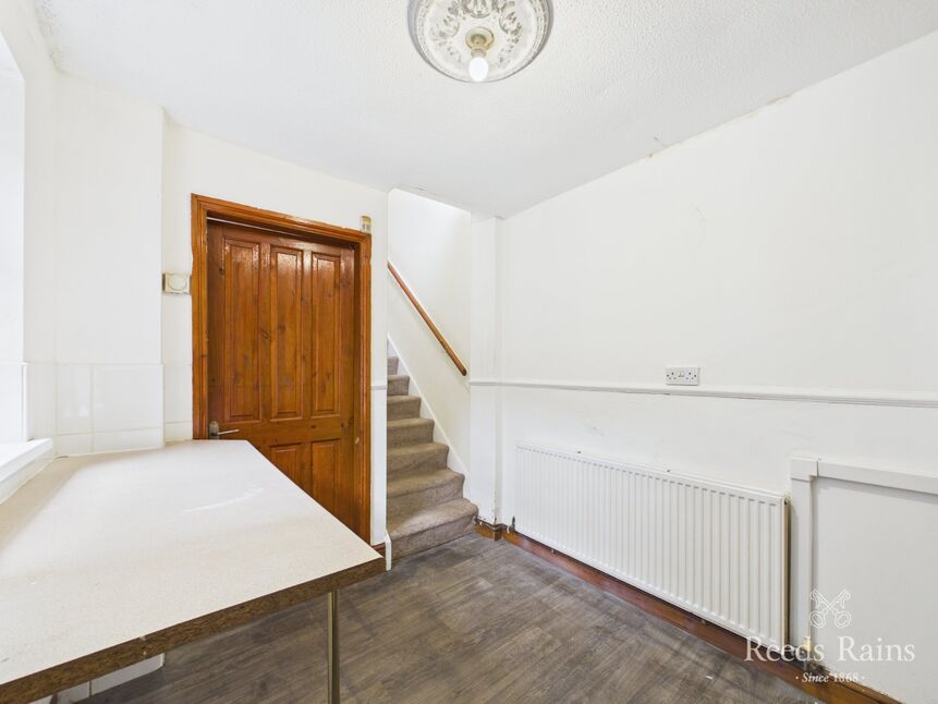 Rear Hall / Utility Room