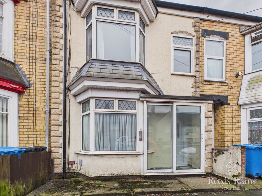 Main image of 2 bedroom Mid Terrace House for sale, Derwent Street, Hull, East Riding of Yorkshire, HU8