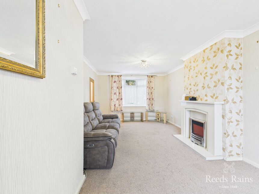 Sitting / Dining Room