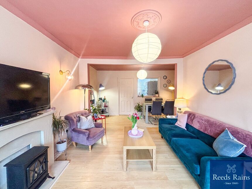 Living / Dining Area