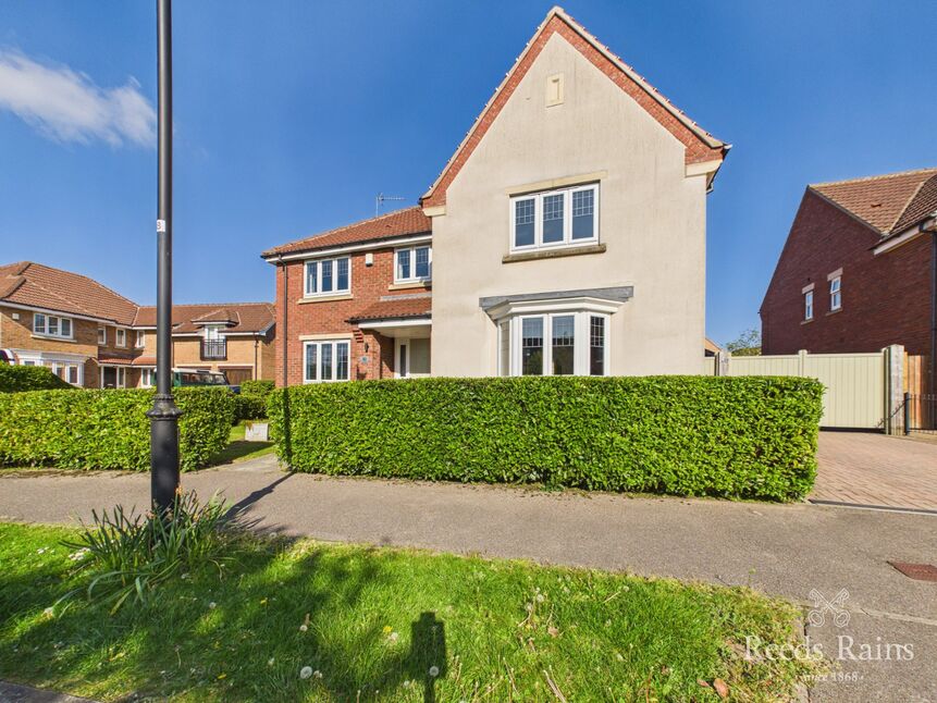 5 bedroom Detached House for sale