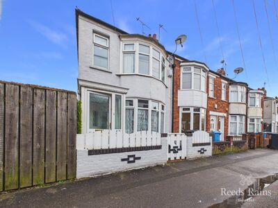2 bedroom End Terrace House for sale