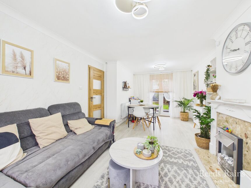 Sitting / Dining Room