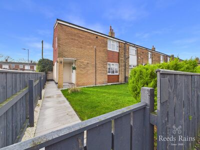 3 bedroom End Terrace House for sale
