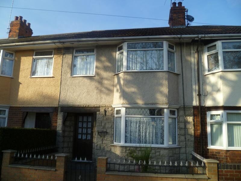 Main image of 3 bedroom Mid Terrace House for sale, Southcoates Lane, Hull, East  Yorkshire, HU9
