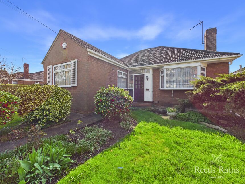 Main image of 2 bedroom Detached Bungalow for sale, Tweendykes Road, Sutton-on-Hull, East Riding of Yorkshire, HU7