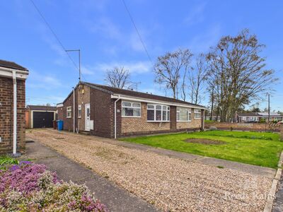 Winchester Close, 2 bedroom Semi Detached Bungalow for sale, &pound;165,000
