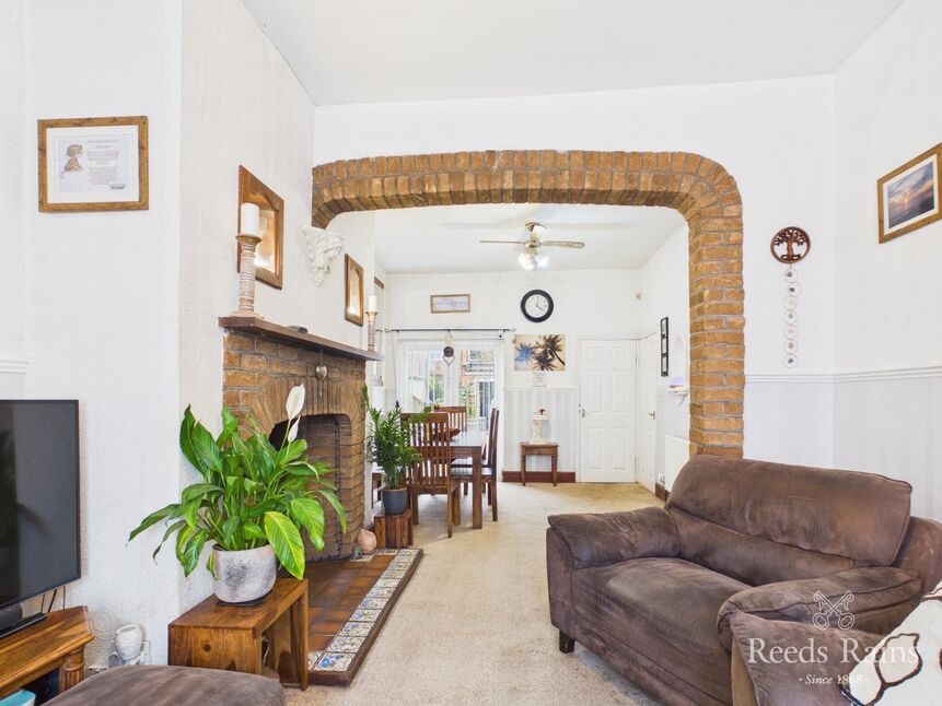 Sitting / Dining Room