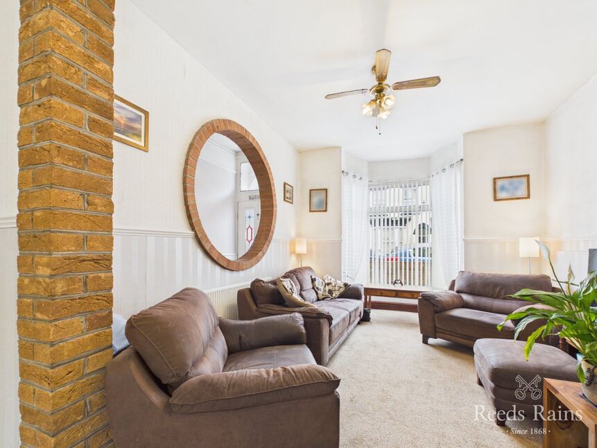 Sitting / Dining Room