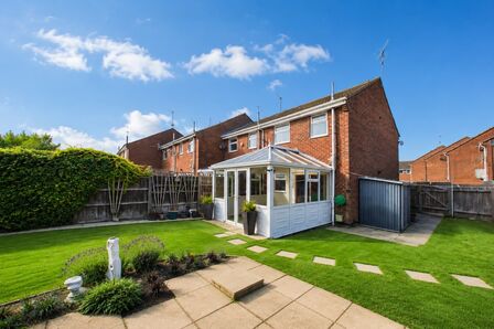 2 bedroom End Terrace House for sale