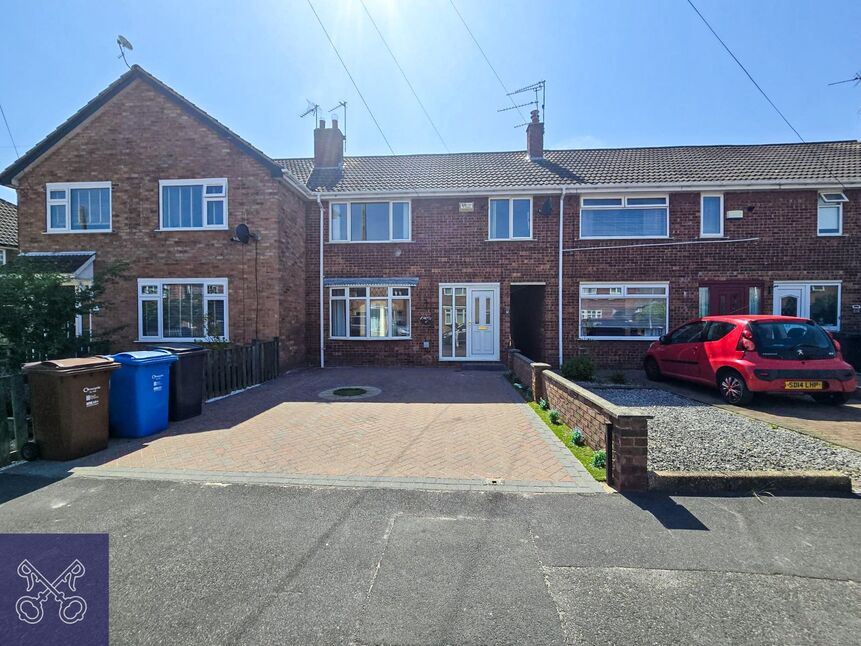 Main image of 3 bedroom Mid Terrace House to rent, Stromness Way, Hull, East Riding of Yorkshire, HU8