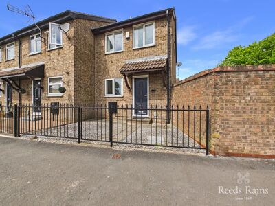 Windermere Court, 2 bedroom End Terrace House for sale, &pound;110,000