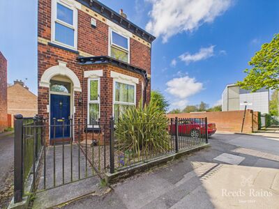 3 bedroom Detached House for sale