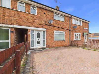 3 bedroom Mid Terrace House for sale