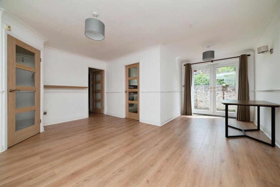 Sitting / Dining Room