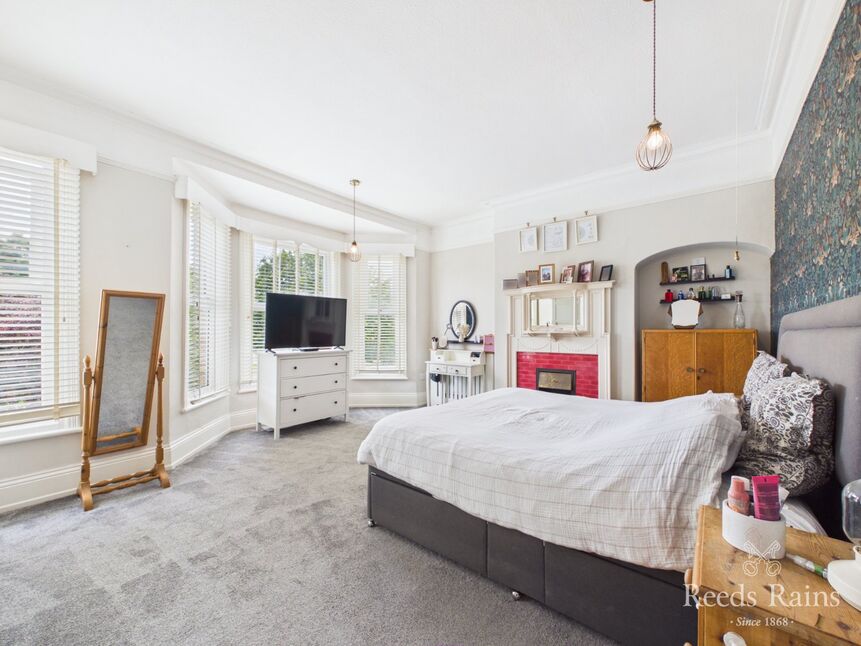 Principal Bedroom