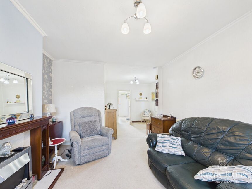 Sitting / Dining Room