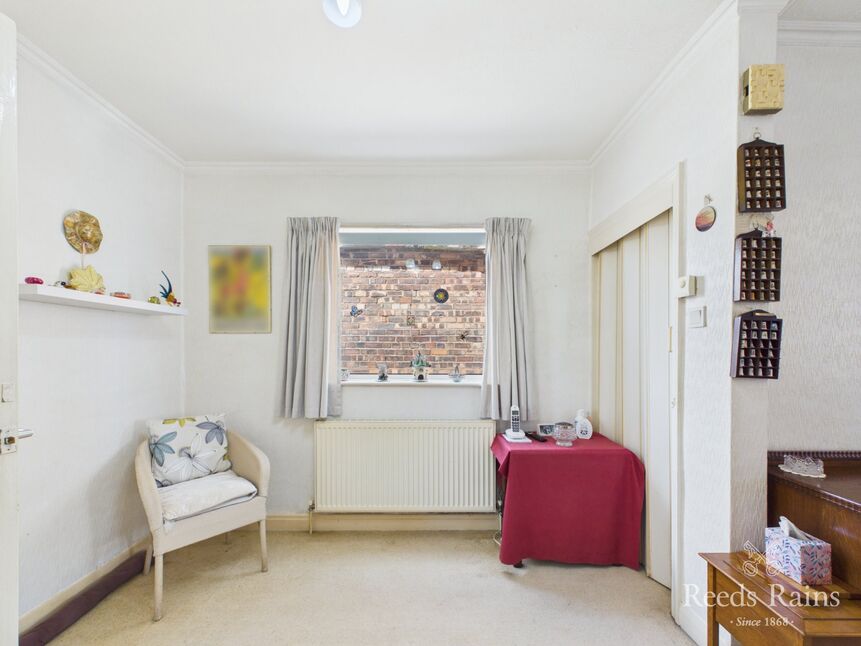 Sitting / Dining Room