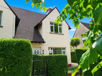 3 bedroom End Terrace House for sale