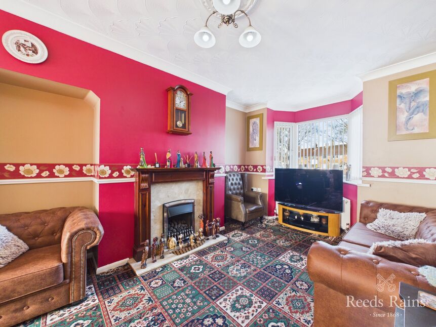 Sitting / Dining Room
