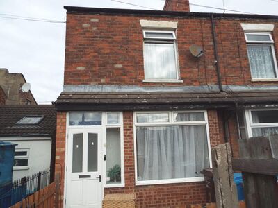 2 bedroom End Terrace House for sale