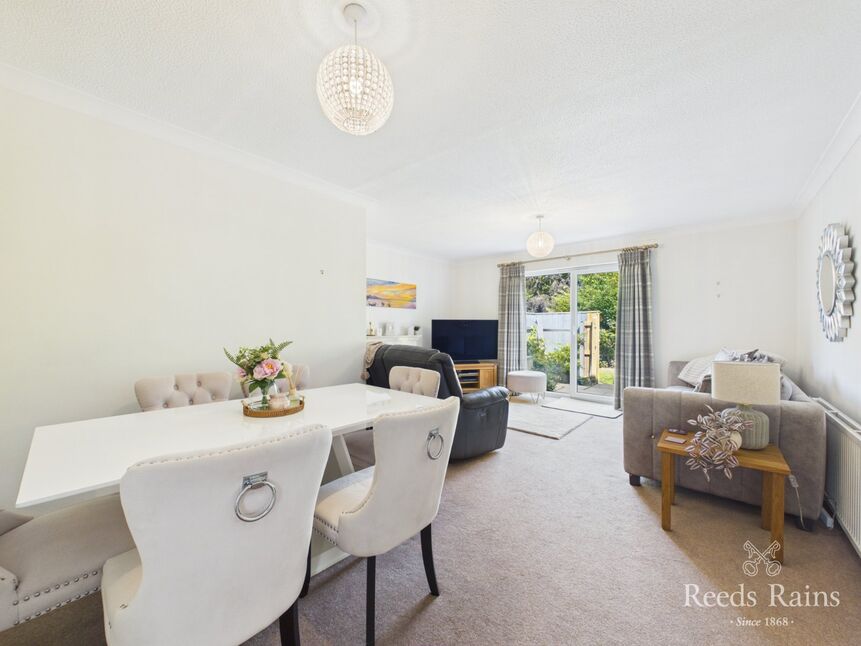 Sitting / Dining Room