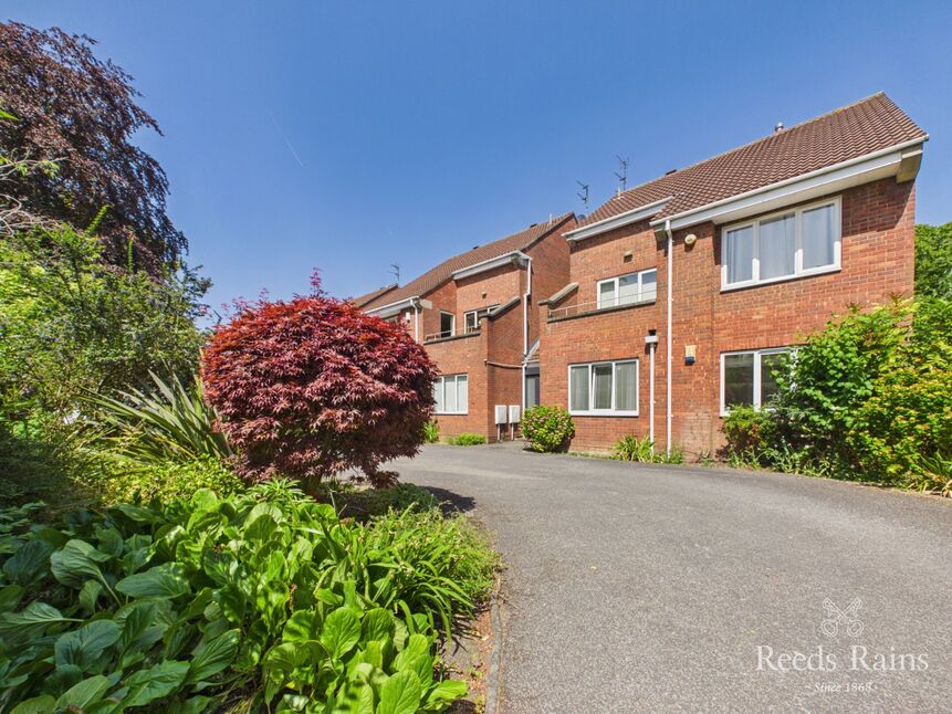 Main image of 2 bedroom Flat for sale, Newland Park, Hull, East Yorkshire, HU5