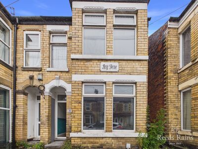 Hardy Street, 4 bedroom Mid Terrace House for sale, &pound;140,000