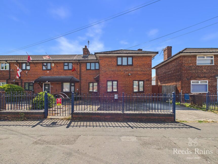 Main image of 3 bedroom End Terrace House for sale, Preston Road, Hull, East Riding of Yorkshire, HU9