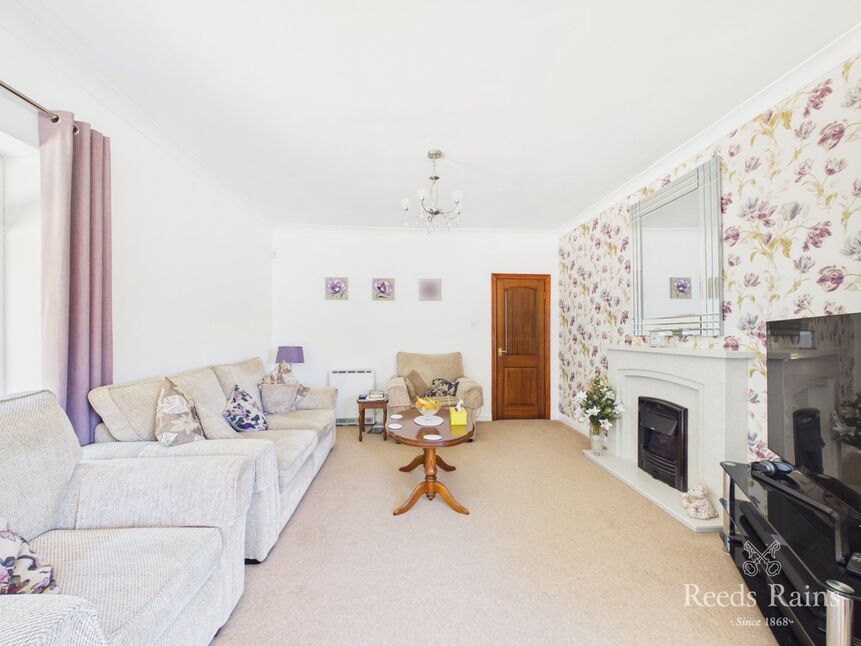 Sitting / Dining Room