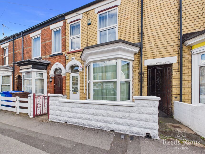 Main image of 3 bedroom Mid Terrace House for sale, Walgrave Street, Hull, East Riding, HU5