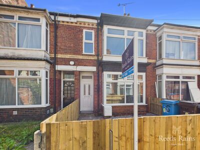 Rosedene Villas, 3 bedroom Mid Terrace House for sale, &pound;120,000