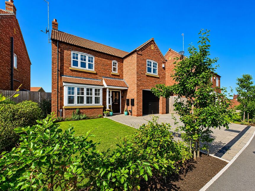Main image of 4 bedroom Detached House for sale, Milner Avenue, Preston, East Yorkshire, HU12