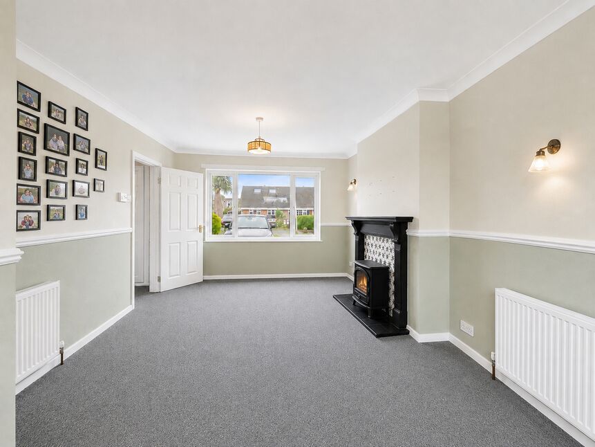 Sitting / Dining Room