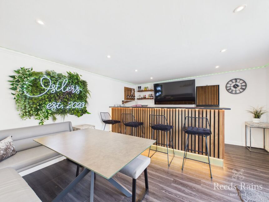 Garden Room / Bar