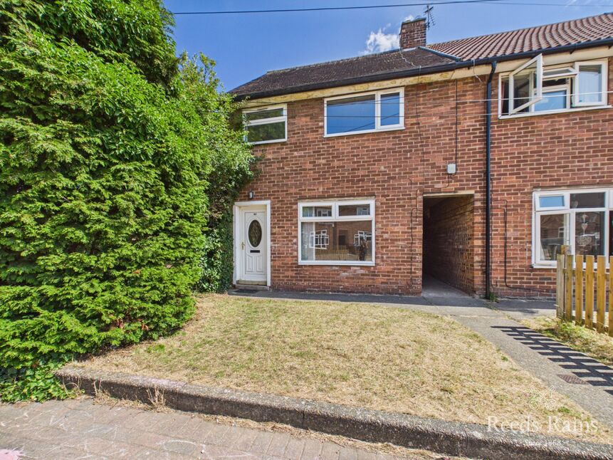 Main image of 3 bedroom End Terrace House for sale, Holcombe Close, Hull, East Yorkshire, HU8