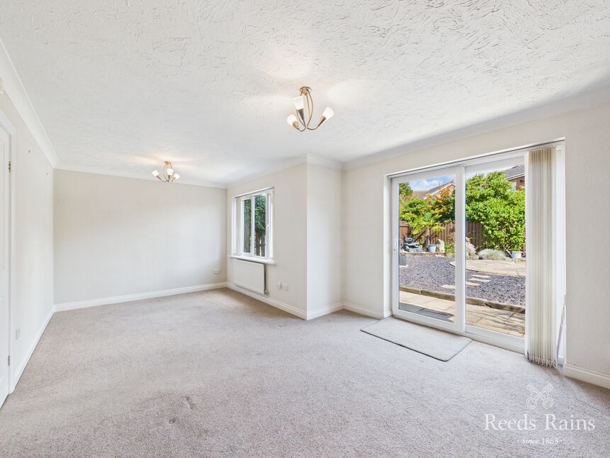 Sitting / Dining Room