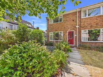 2 bedroom End Terrace House for sale