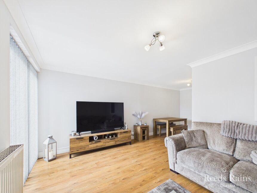 Sitting / Dining Room