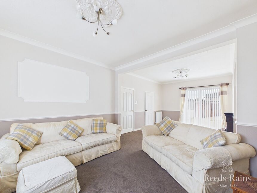 Lounge / Dining Room