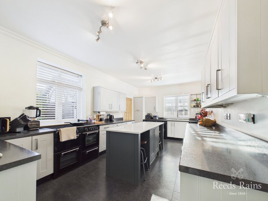 Breakfast Kitchen