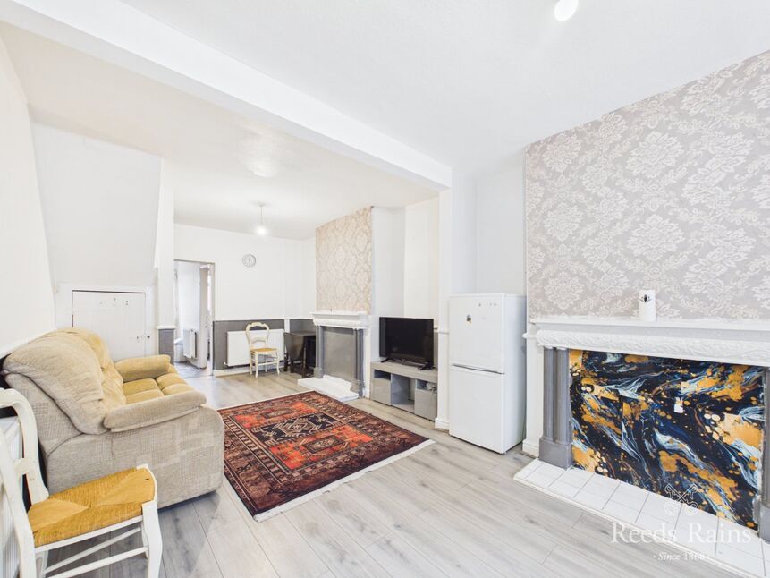 Sitting / Dining Room