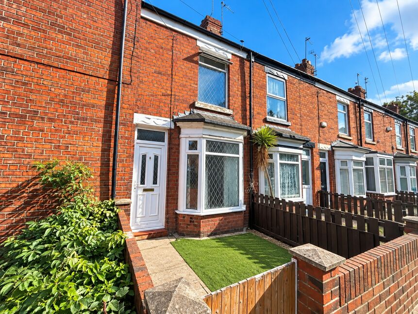 Main image of 2 bedroom Mid Terrace House for sale, Leonards Avenue, Alexandra Road, East Yorkshire, HU5