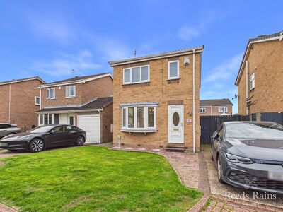 Finch Croft, 3 bedroom Detached House for sale, &pound;215,000